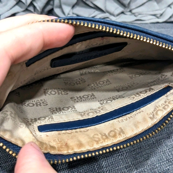 Michael Kors Wristlet - Picture 2 of 4